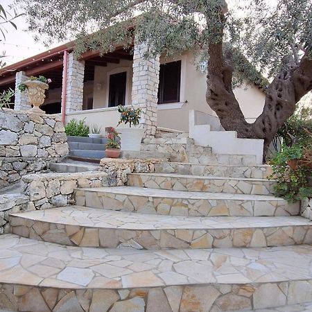 Climiti Holiday House Solarino Екстериор снимка