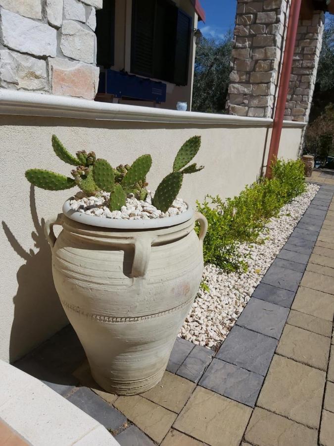 Climiti Holiday House Solarino Екстериор снимка